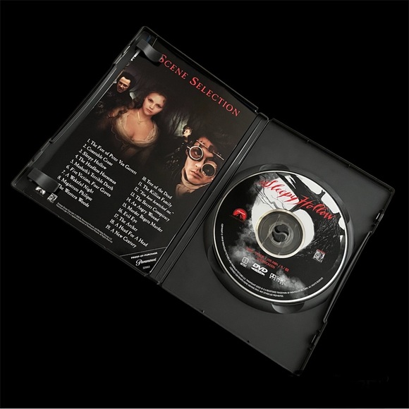 ηεψ Sleepy Hollow - Johnny Depp - Christina Ricci - Christopher Walken - Picture 12 of 16